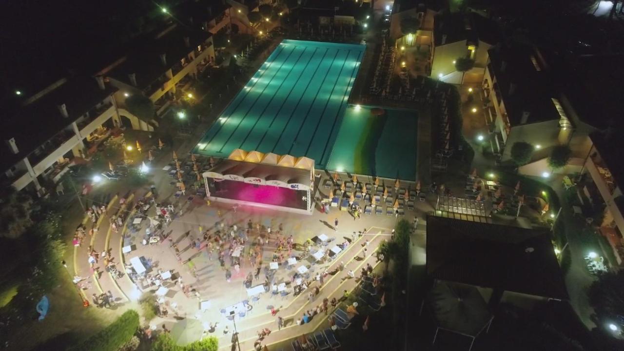 Tize Village Розолина Екстериор снимка